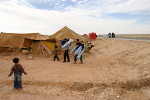 進行中のナクバ イラクのパレスチナ難民の苦境 Boycottil