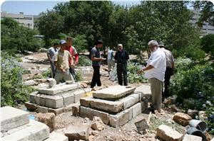 images_News_2011_01_20_mamanullah_300_0.jpg